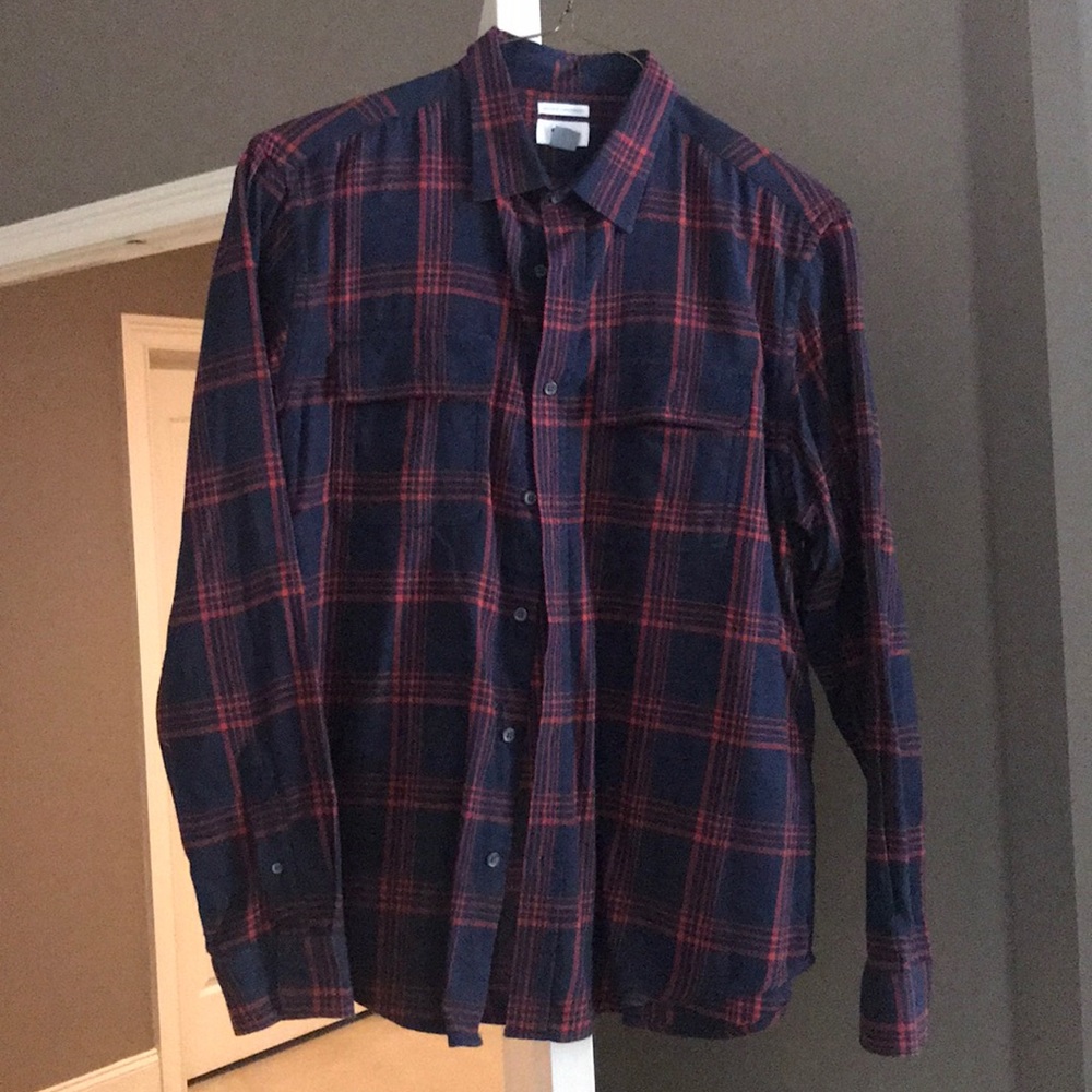 Men’s Old Navy long sleeve button down shirt